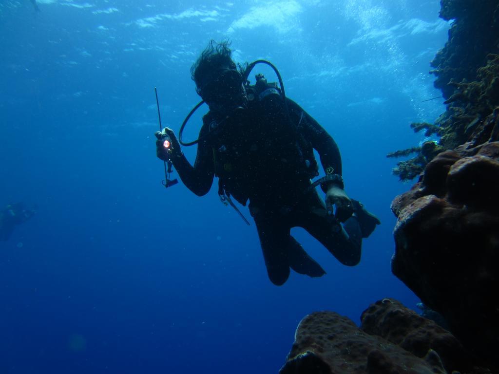 Nusantara Diving Centre Resort & Spa Manado Exterior photo