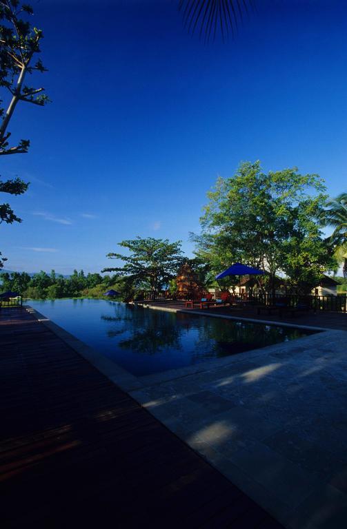 Nusantara Diving Centre Resort & Spa Manado Exterior photo